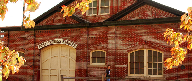 Pony Express_01